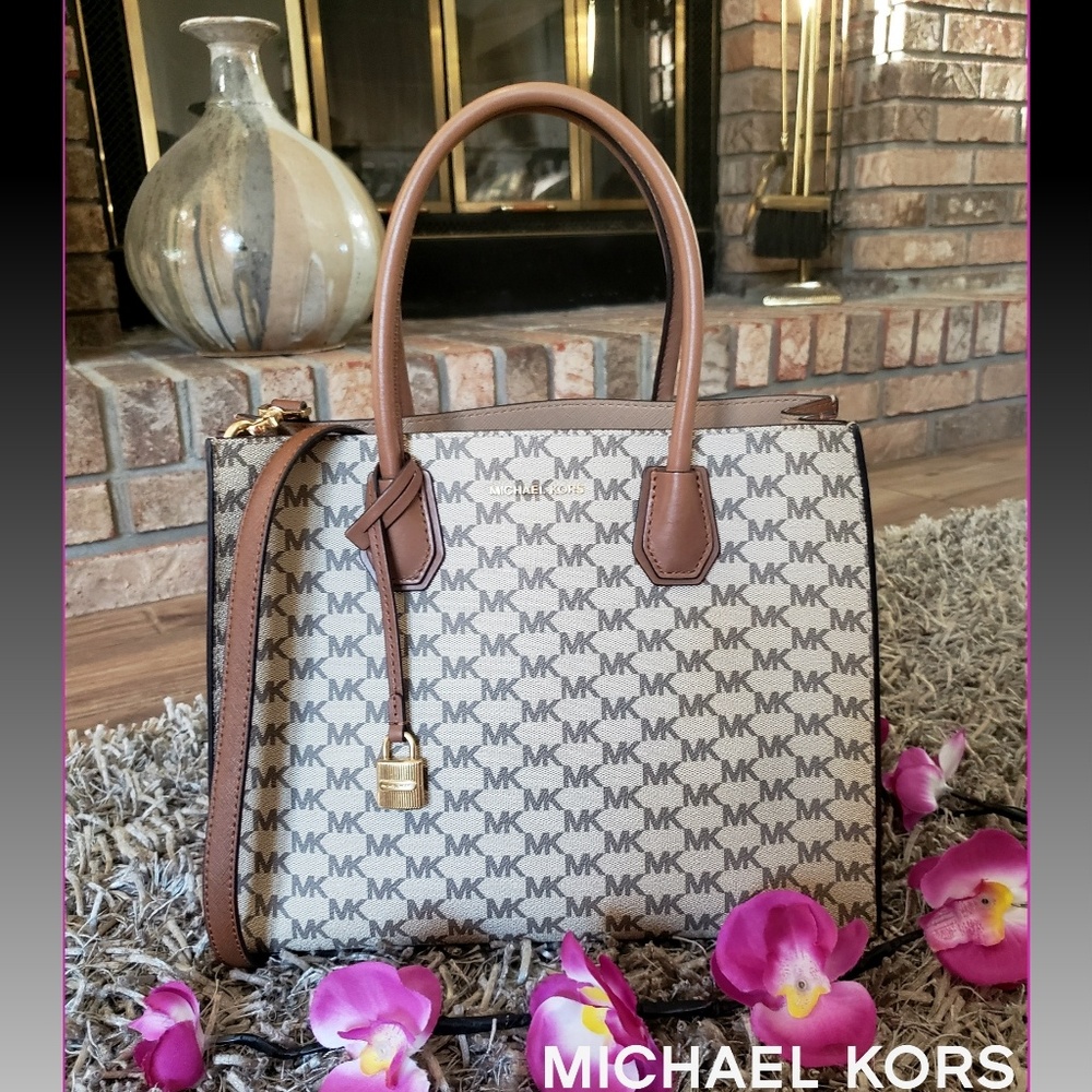 🚫SOLD🚫 Michael Kors Mercer Brown Sig Satchel 🌺